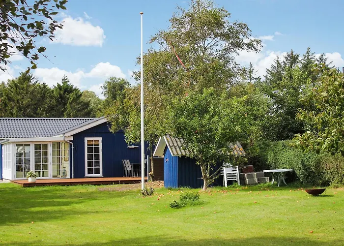 3 Bedroom Beautiful In * Thyholm